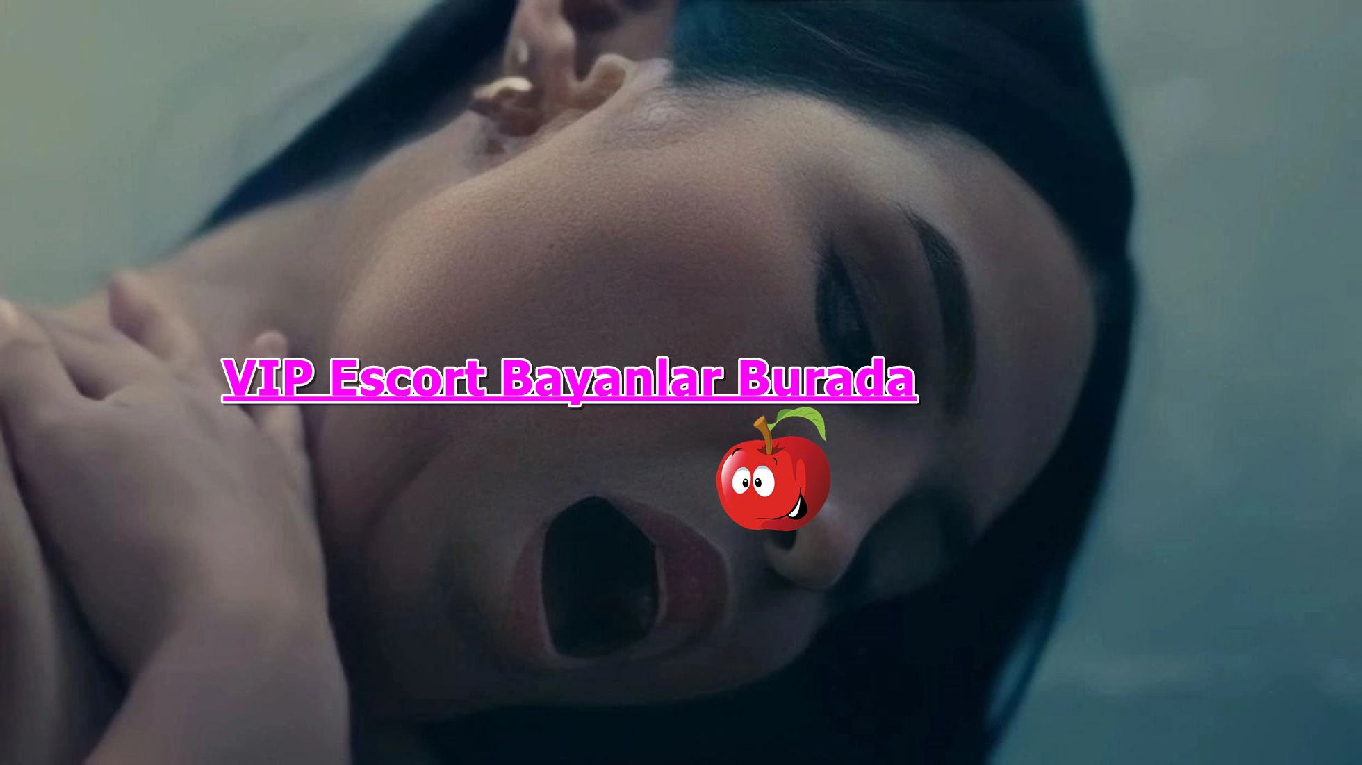 Duşta Ağzına Alarak Boşaltan Escort
