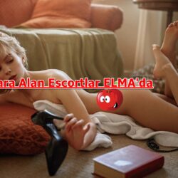 Alanya Escort Bacaklarını Ayırmış Bekliyor